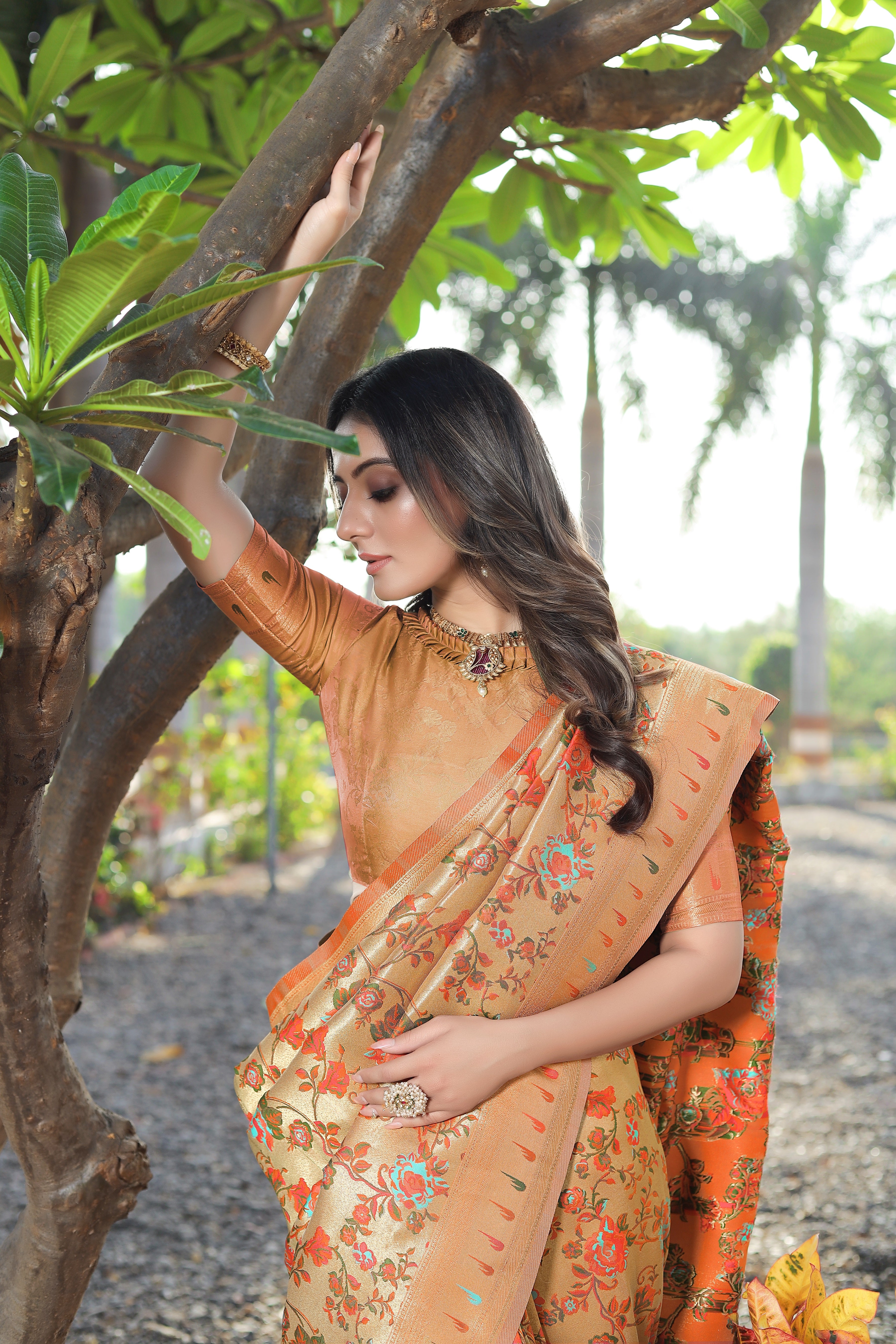 SGF11- Women's Paithani Kanjivaram Soft Silk Saree With Blouse Piece ( Paithani Dark Blue) : Amazon.in: Fashion